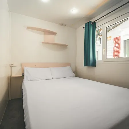 キャンプ場 Holacamp Sant Salvador