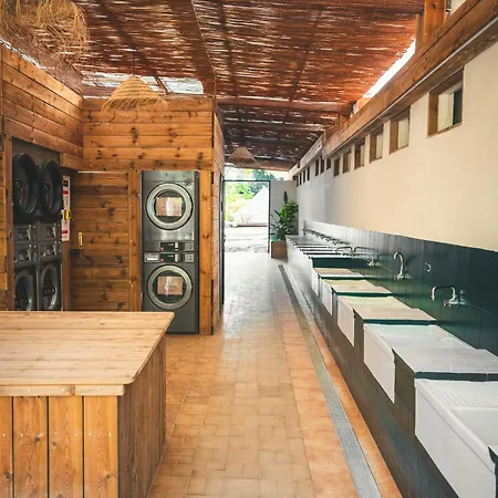 Holacamp Sant Salvador キャンプ場 コマルガ